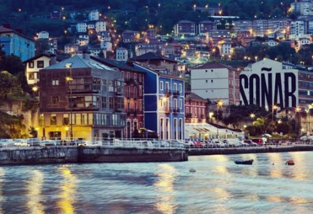 Апартаменти Cultura Y Gastronomia En El Casco Viejo Більбао Екстер'єр фото